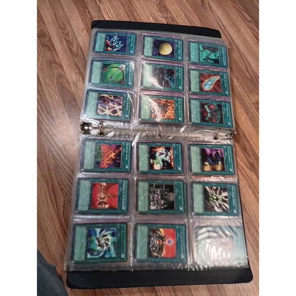 Yu-Gi-Oh Card Binder Collection - Picture 15 of 16